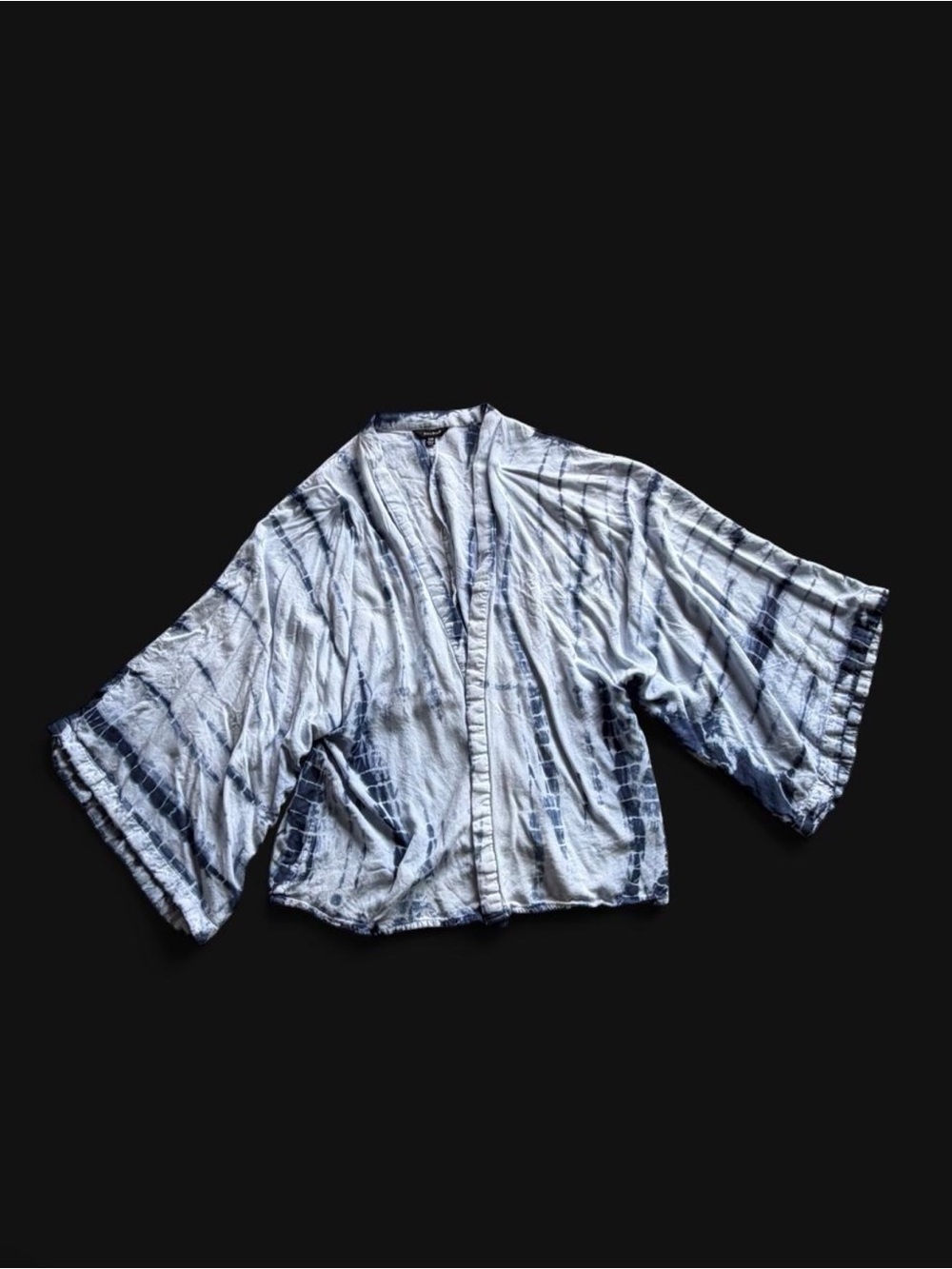 Sim & Sam Shibori Light Blue Tie-Dye Kimono Bell Sleeve Top Open Front Boho